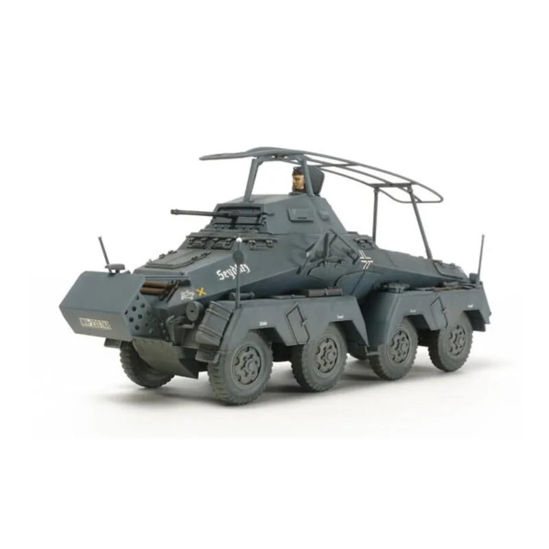 Tamiya Sd.Kfz.232 Model Kit