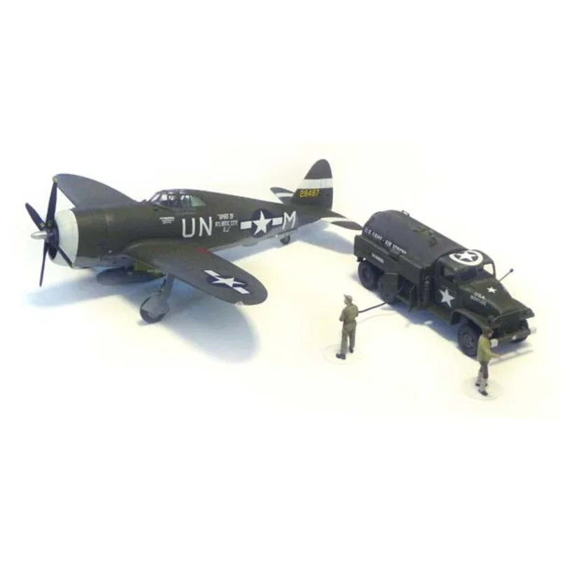 Tamiya U.S. Air Force Tanker Truck Model Kit - Image 2