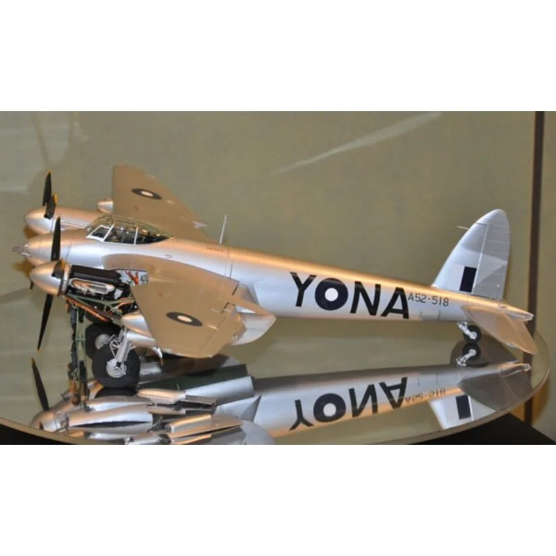 Tamiya Mosquito FB Mk.VI Model Kit - Image 4