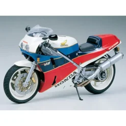 Tamiya Honda VFR 750R (RC30) Model Kit